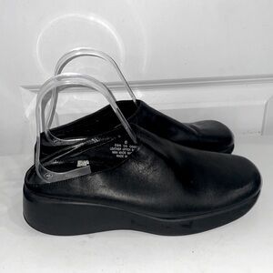 Mossimo Supply Co. Black Mules